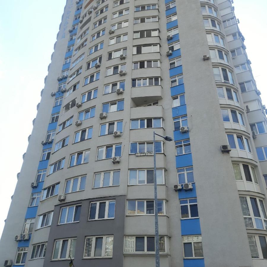 Видовые Апартаменты Kyiv Exterior photo